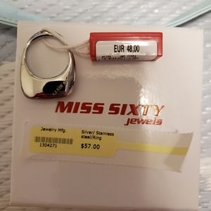 Brand new size 8.5 ring